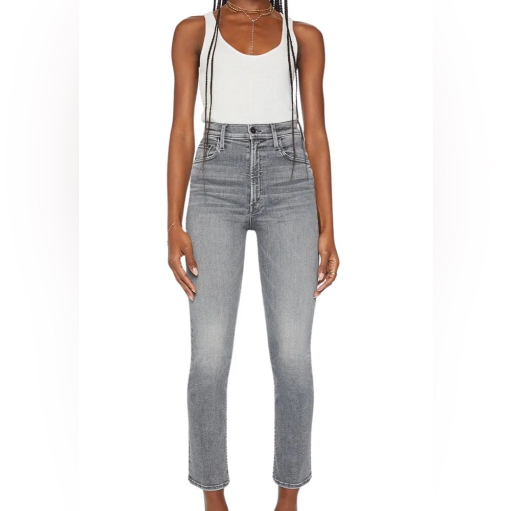MOTHER 
Rider ~ high rise straig leg 
Grey 
Size 26